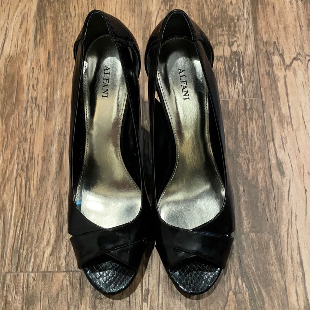 4in Heels sz 10